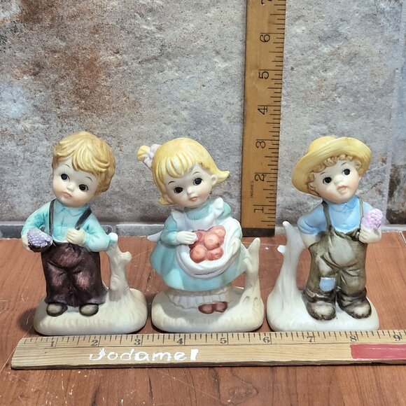 Vintage Norleans Boy and Girl Figurines Set of 3 - Picture 9 of 12
